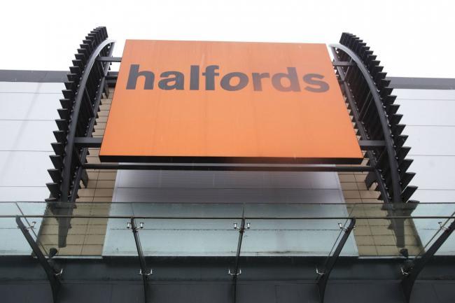 halfords store closures